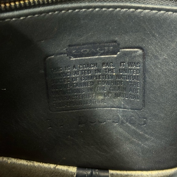 Vintage Classic Leather Navy Small Flap Bag Crossbody - Picture 11 of 13